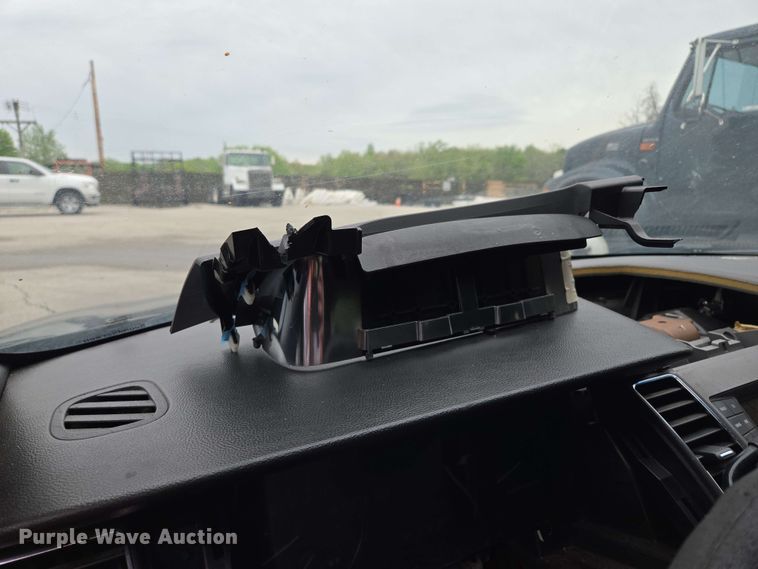 image for item EM7214 2017 Ford  Taurus Police Interceptor 