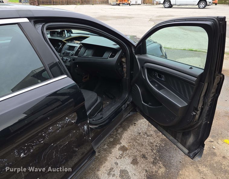 image for item EM7214 2017 Ford  Taurus Police Interceptor 