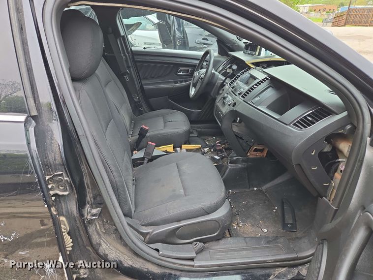 image for item EM7214 2017 Ford  Taurus Police Interceptor 