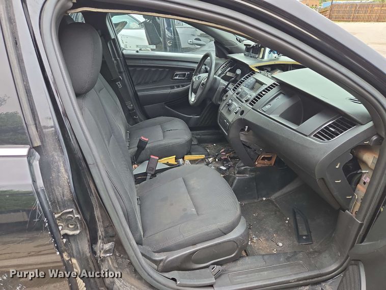 image for item EM7214 2017 Ford  Taurus Police Interceptor 