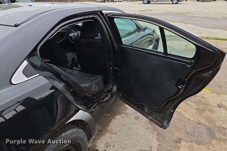 image for item EM7214 2017 Ford  Taurus Police Interceptor 