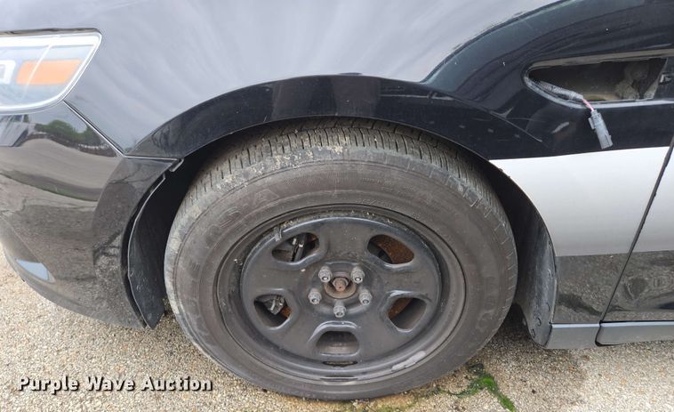 image for item EM7214 2017 Ford  Taurus Police Interceptor 