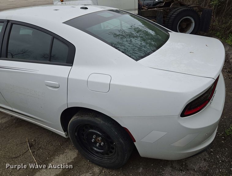 image for item EM7217 2019 Dodge  Charger Police 