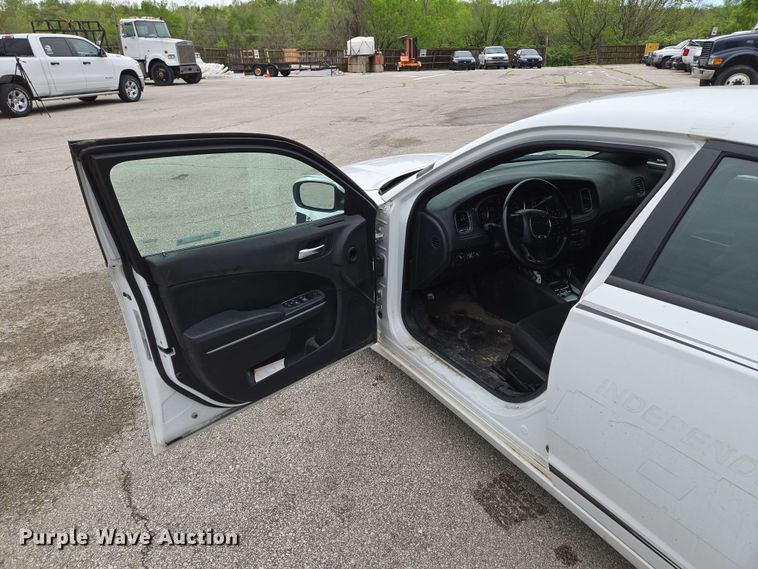 image for item EM7217 2019 Dodge  Charger Police 