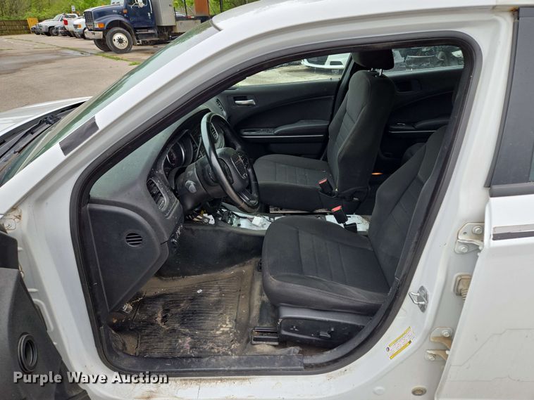 image for item EM7217 2019 Dodge  Charger Police 