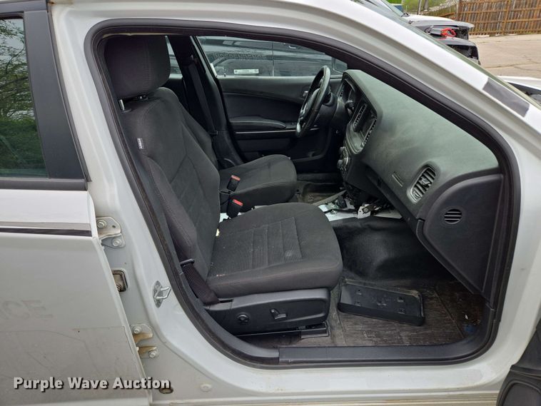 image for item EM7217 2019 Dodge  Charger Police 