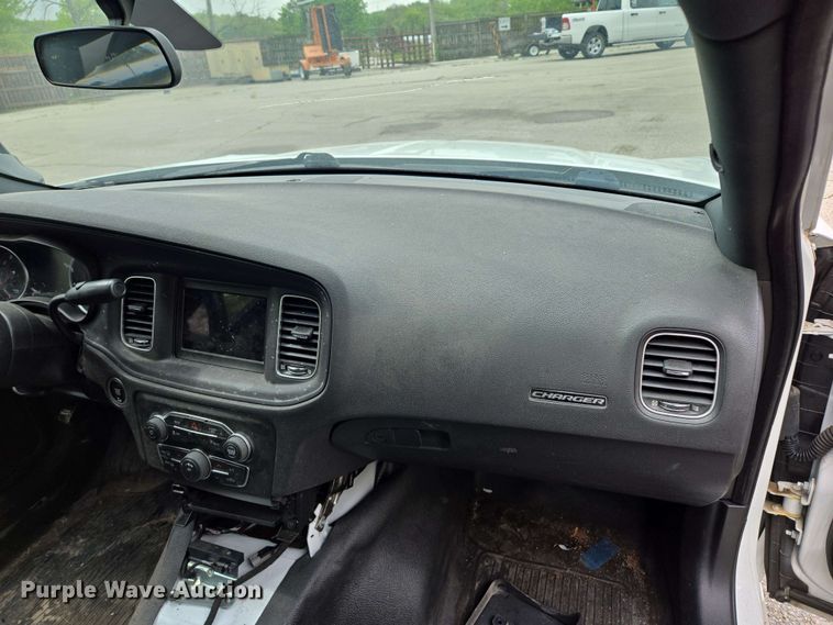 image for item EM7217 2019 Dodge  Charger Police 