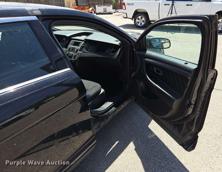 image for item EM7222 2018 Ford  Taurus Police Interceptor  