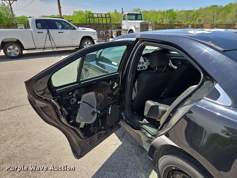 image for item EM7222 2018 Ford  Taurus Police Interceptor  