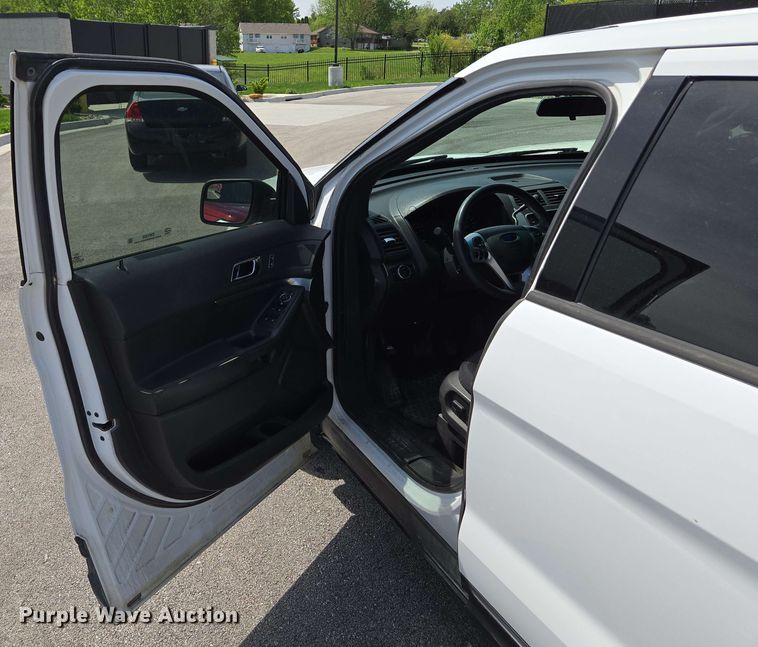 image for item EM7225 2013 Ford  Explorer Police Interceptor SUV