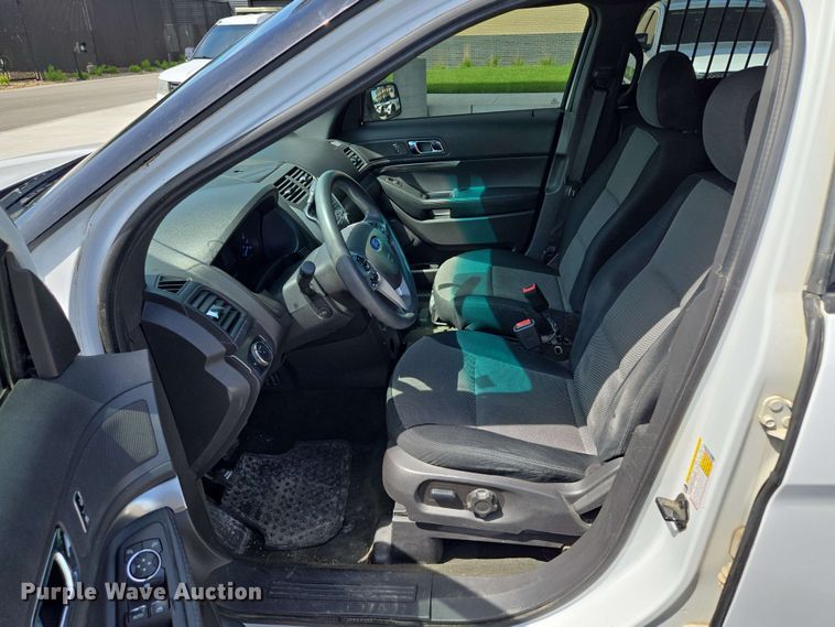 image for item EM7225 2013 Ford  Explorer Police Interceptor SUV