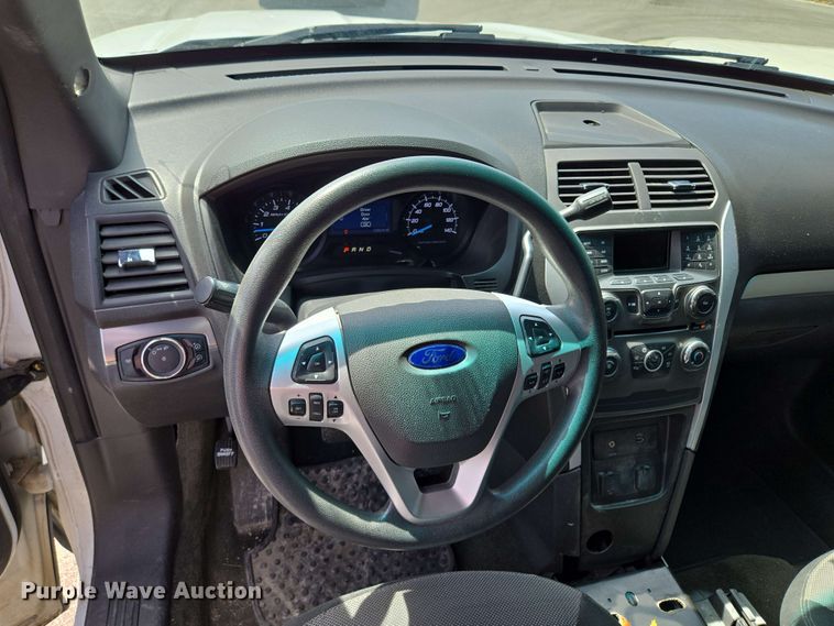 image for item EM7225 2013 Ford  Explorer Police Interceptor SUV