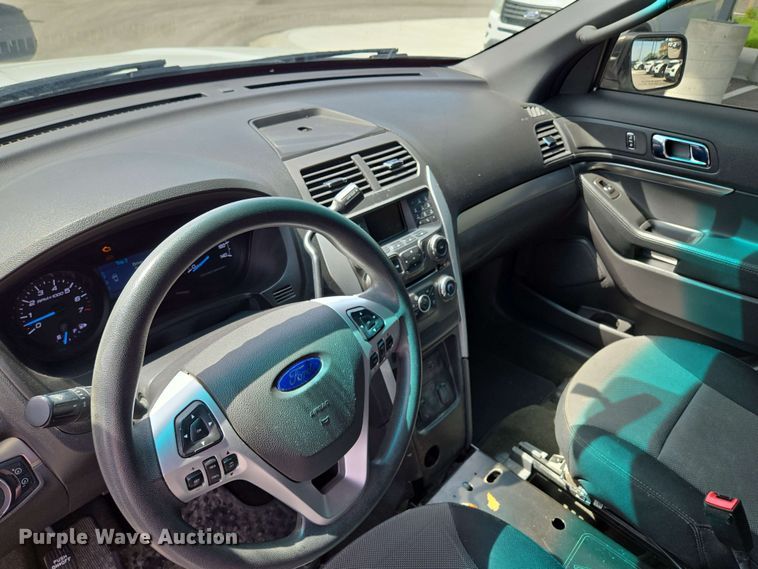 image for item EM7225 2013 Ford  Explorer Police Interceptor SUV