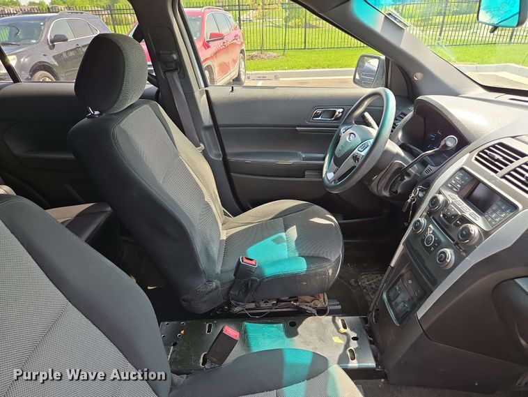 image for item EM7225 2013 Ford  Explorer Police Interceptor SUV