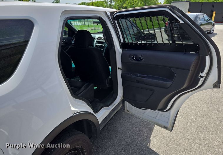 image for item EM7225 2013 Ford  Explorer Police Interceptor SUV