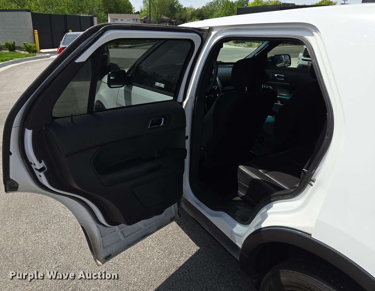 image for item EM7225 2013 Ford  Explorer Police Interceptor SUV