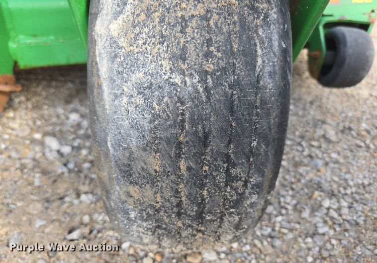 image for item EN3576 2012 John Deere Z950A ZTR lawn mower