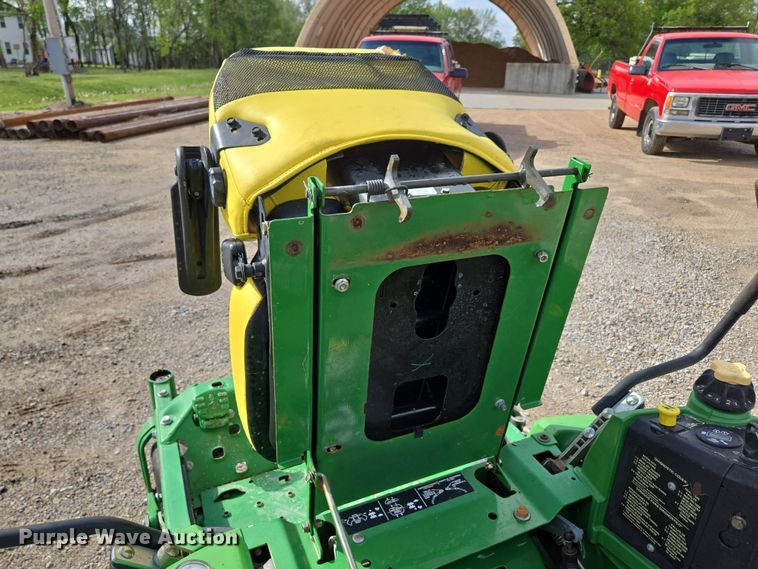 image for item EN3576 2012 John Deere Z950A ZTR lawn mower