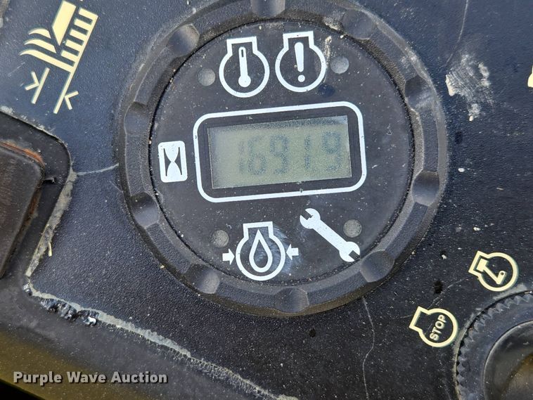 image for item EN3576 2012 John Deere Z950A ZTR lawn mower