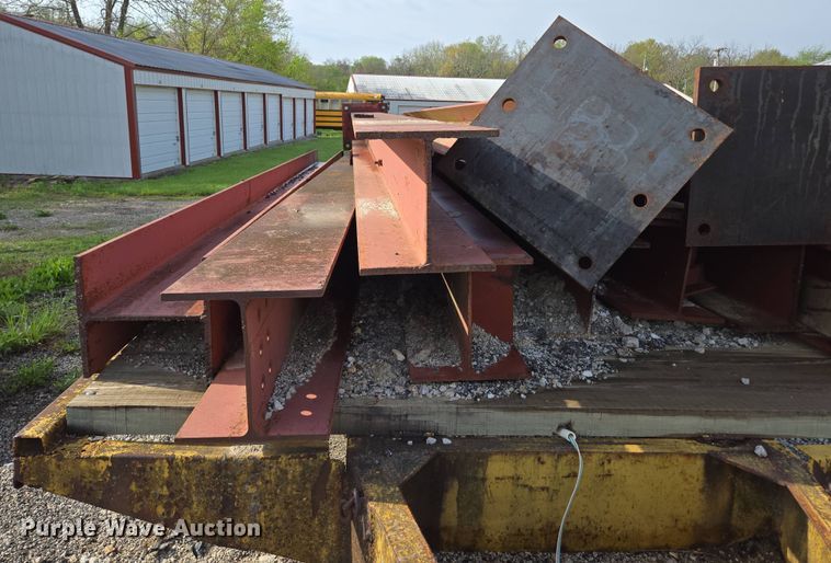 image for item EN3651 (11) I-Beams