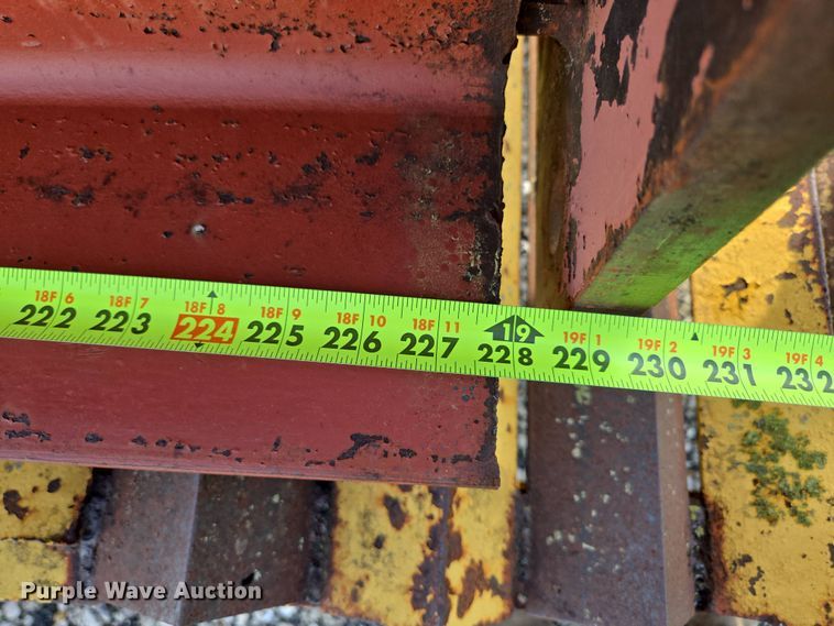 image for item EN3651 (11) I-Beams