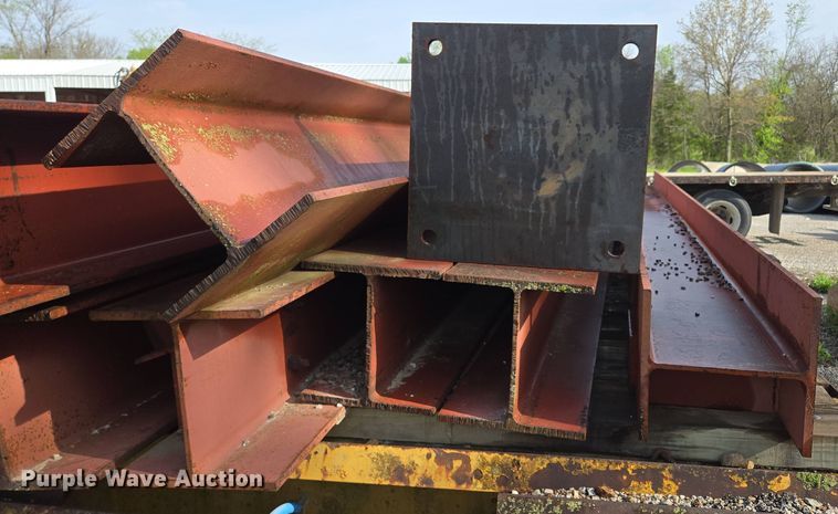 image for item EN3651 (11) I-Beams