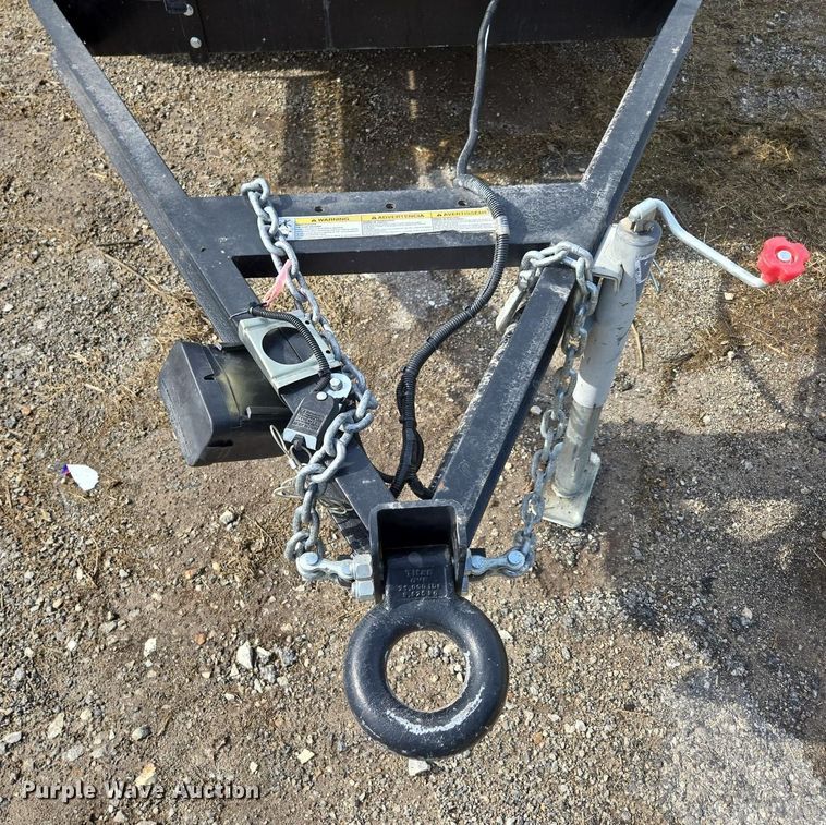 image for item EN3653 2018 LeeBoy 500 Tack Tank asphalt distributor trailer