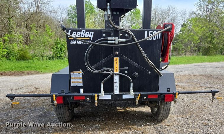 image for item EN3653 2018 LeeBoy 500 Tack Tank asphalt distributor trailer