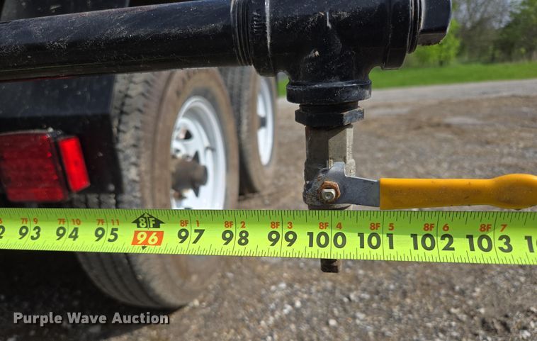 image for item EN3653 2018 LeeBoy 500 Tack Tank asphalt distributor trailer