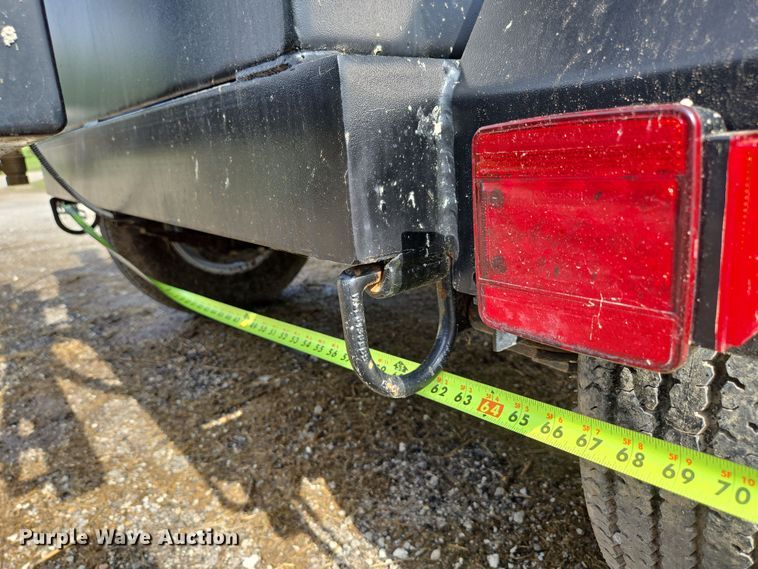 image for item EN3653 2018 LeeBoy 500 Tack Tank asphalt distributor trailer