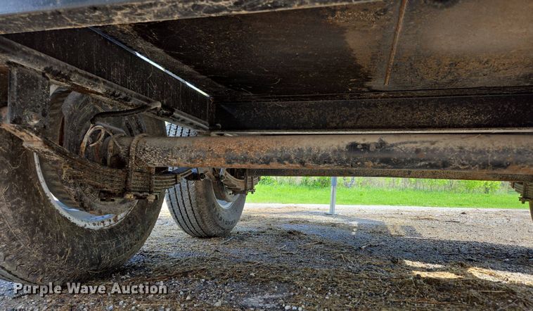 image for item EN3653 2018 LeeBoy 500 Tack Tank asphalt distributor trailer