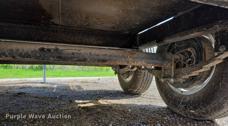 image for item EN3653 2018 LeeBoy 500 Tack Tank asphalt distributor trailer