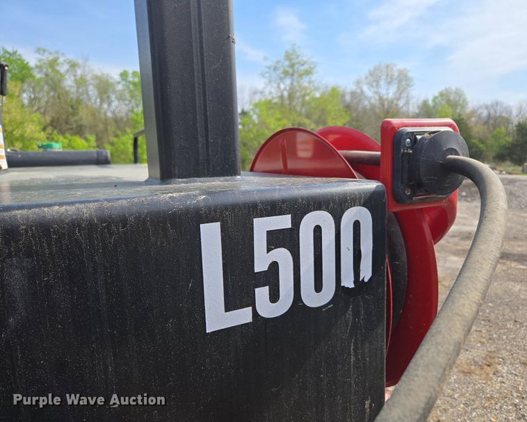 image for item EN3653 2018 LeeBoy 500 Tack Tank asphalt distributor trailer