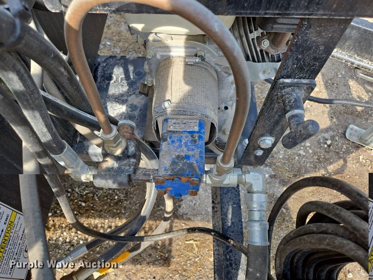 image for item EN3653 2018 LeeBoy 500 Tack Tank asphalt distributor trailer