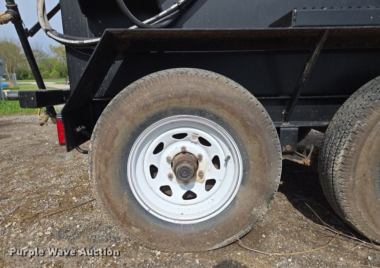 image for item EN3653 2018 LeeBoy 500 Tack Tank asphalt distributor trailer