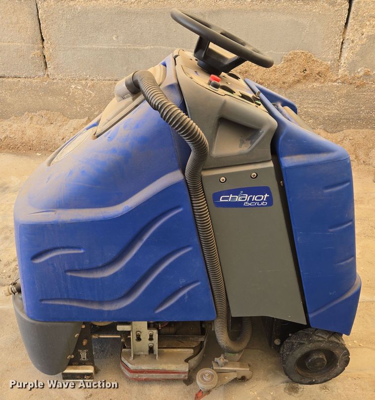 image for item EN8925 Chariot  IScrub  floor scrubber 