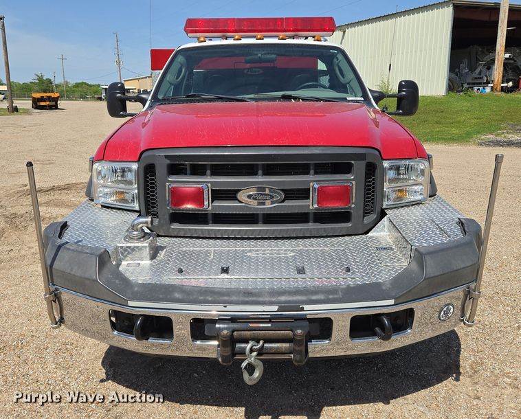 image for item EN8928 2005 Ford F550 Super Duty XL rescue pumper fire truck