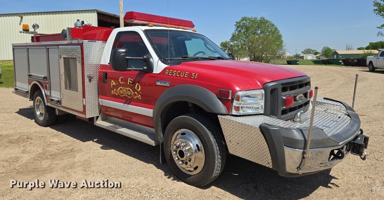 image for item EN8928 2005 Ford F550 Super Duty XL rescue pumper fire truck