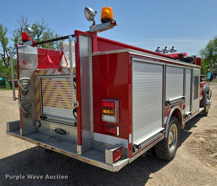 image for item EN8928 2005 Ford F550 Super Duty XL rescue pumper fire truck