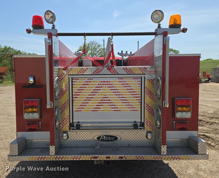 image for item EN8928 2005 Ford F550 Super Duty XL rescue pumper fire truck