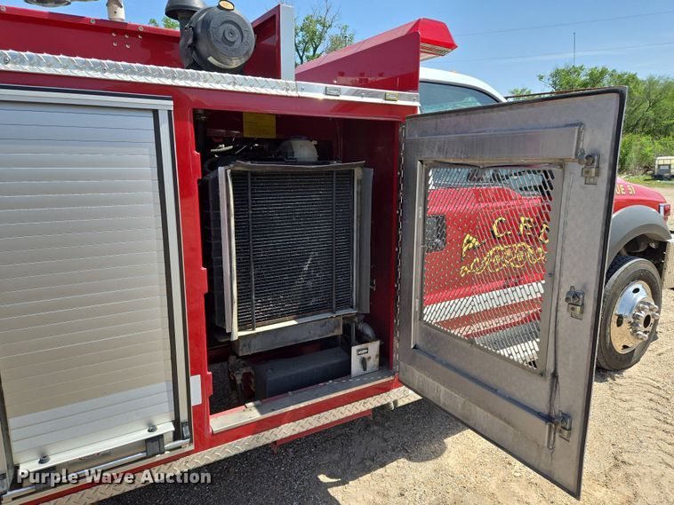 image for item EN8928 2005 Ford F550 Super Duty XL rescue pumper fire truck