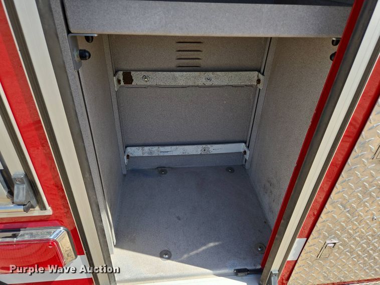 image for item EN8928 2005 Ford F550 Super Duty XL rescue pumper fire truck