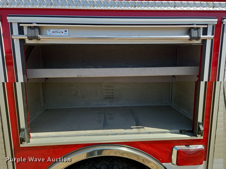 image for item EN8928 2005 Ford F550 Super Duty XL rescue pumper fire truck