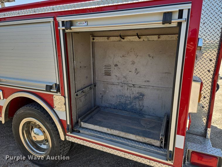 image for item EN8928 2005 Ford F550 Super Duty XL rescue pumper fire truck