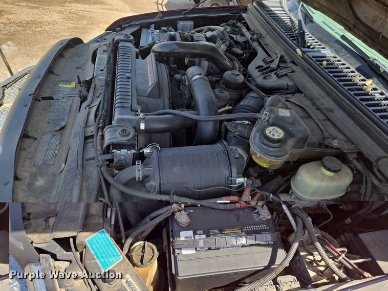 image for item EN8928 2005 Ford F550 Super Duty XL rescue pumper fire truck