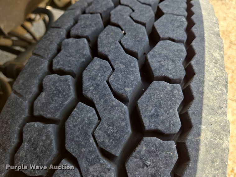 image for item EN8928 2005 Ford F550 Super Duty XL rescue pumper fire truck