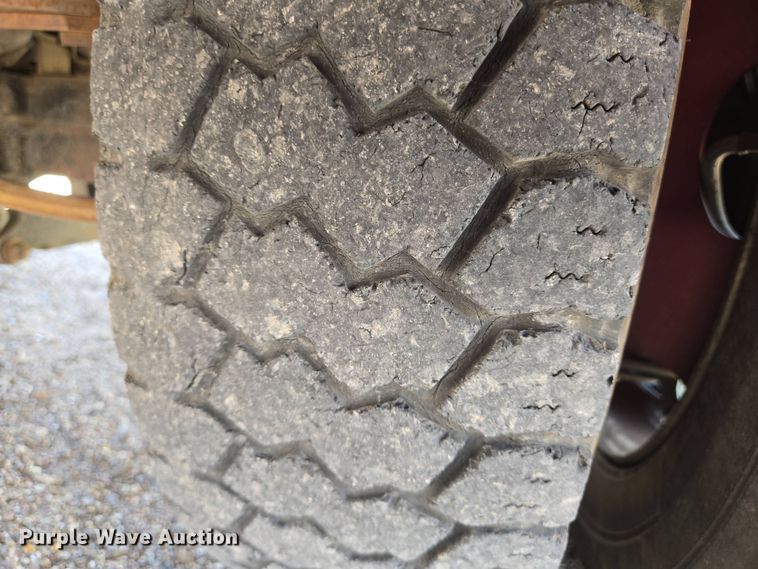 image for item EN8928 2005 Ford F550 Super Duty XL rescue pumper fire truck