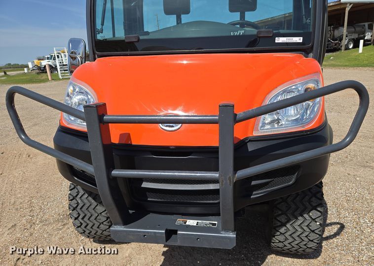 image for item EN8929 2011 Kubota RTV1100 utility vehicle