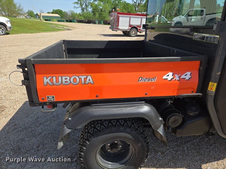 image for item EN8929 2011 Kubota RTV1100 utility vehicle