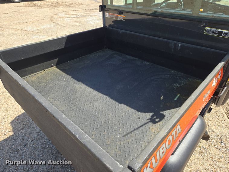 image for item EN8929 2011 Kubota RTV1100 utility vehicle